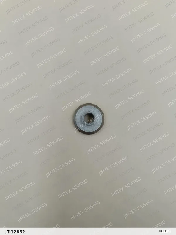 Brother he800 Roller S50203001 — Part No. JT-12852 sewing machine spare part, photo 2