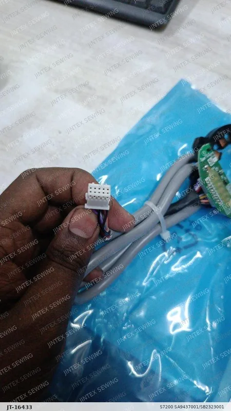 S7200 SA9437001/SB2323001 — Part No. JT-16433 sewing machine spare part, photo 3